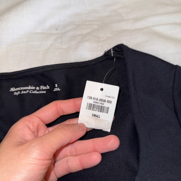 NWT Abrecrombie & Fitch Black Long Sleeve Cutout Bodysuit Size XS - Picture 6 of 16